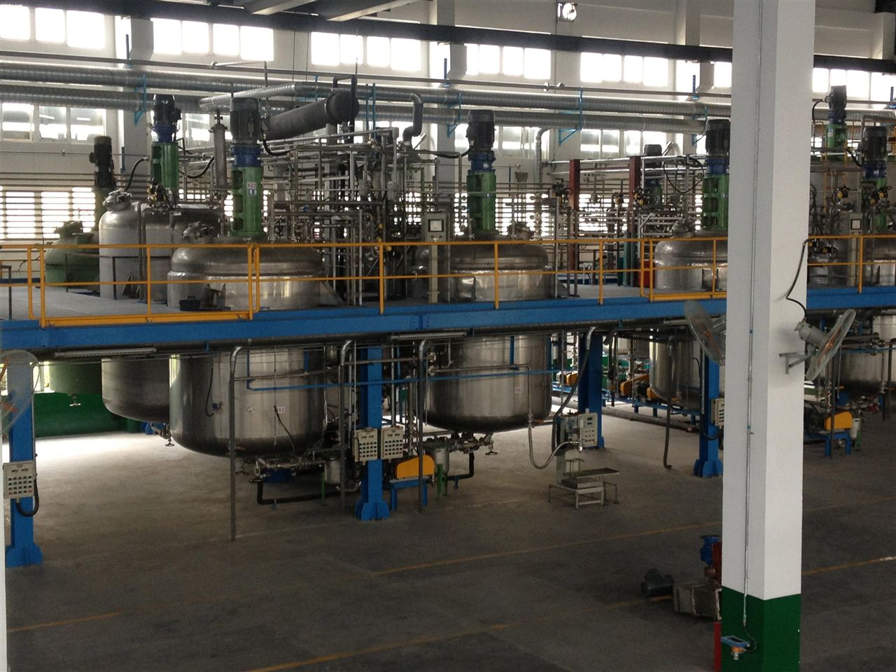 供料系统1 (4) 供料系统1 (4)